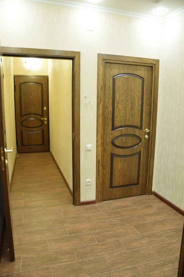 Massiv Apt Erivan Exterior foto